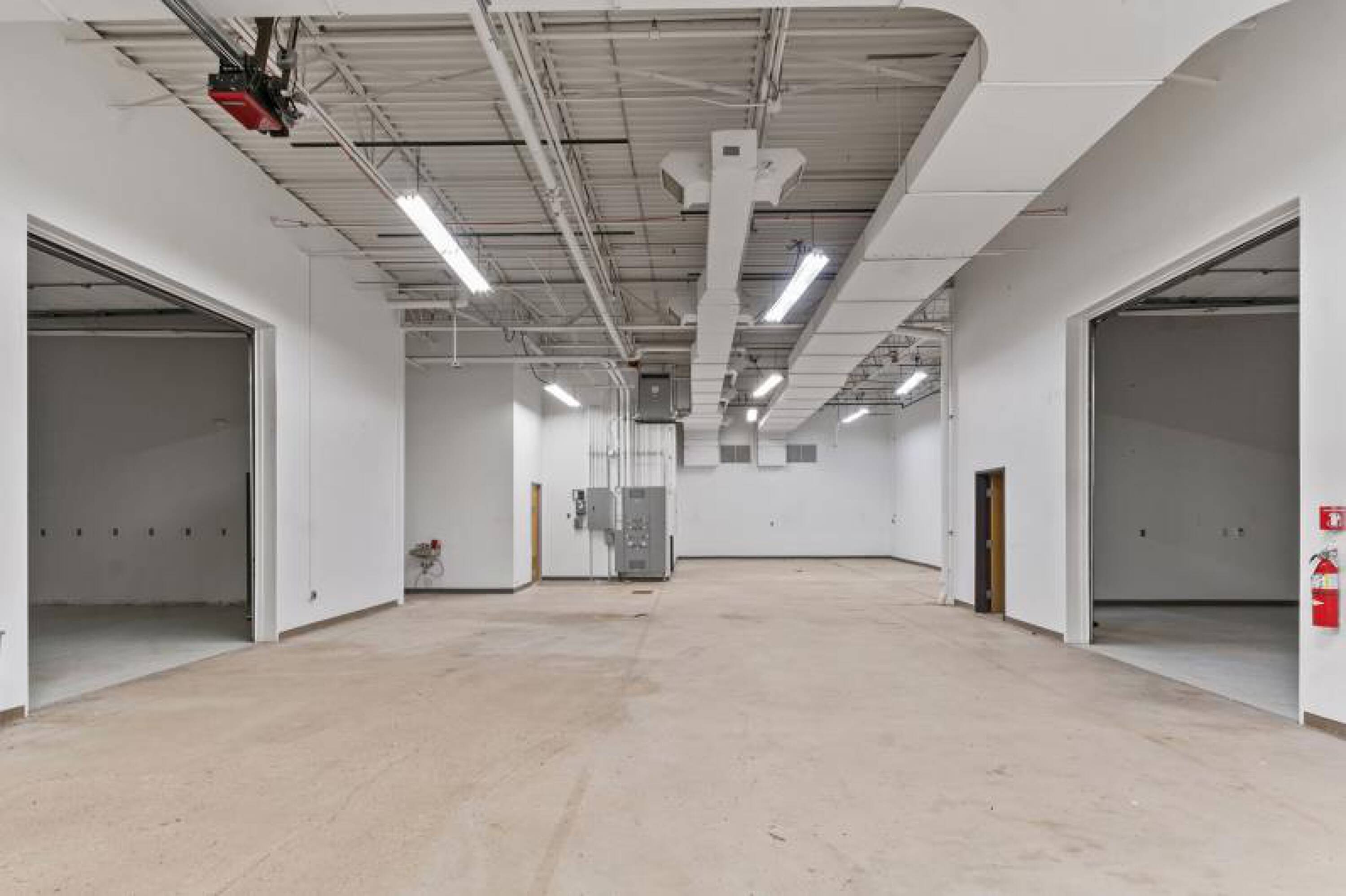 17500 Federal Dr, Allen Park, MI 48101