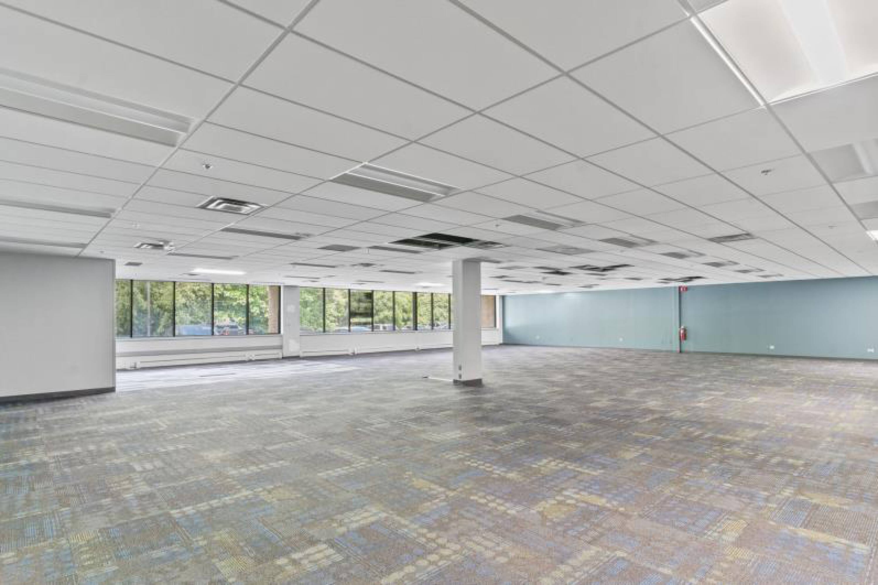 17500 Federal Dr, Allen Park, MI 48101