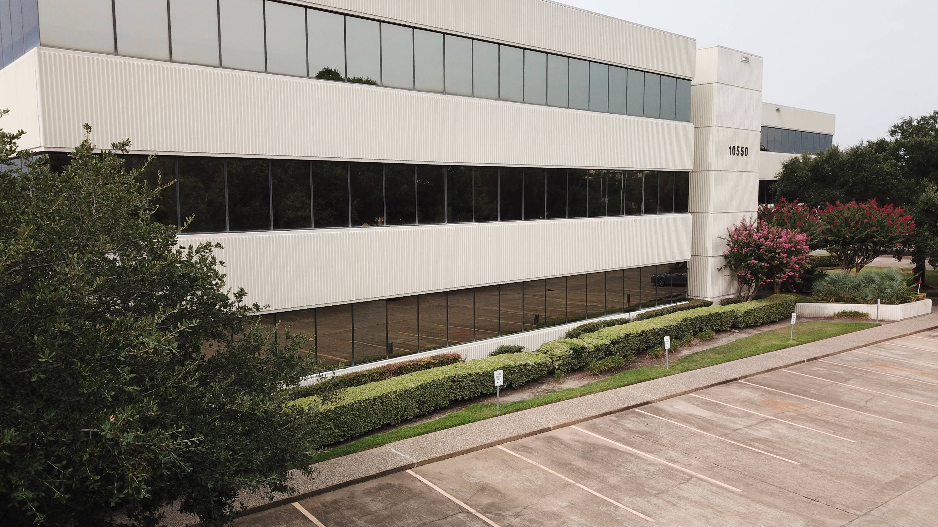 10550 Richmond Ave., Houston, TX 77042