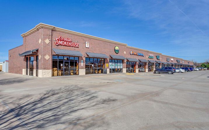 Pictures of Retail property located at 801 SW 119th St, Oklahoma City, OK 73170 for lease - image #1