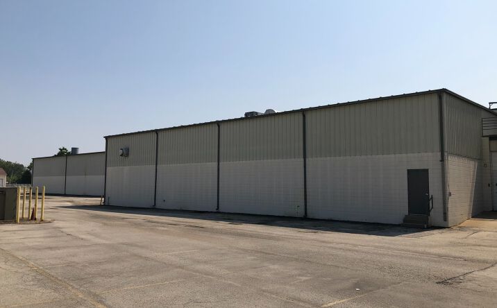Pictures of Industrial property located at 252 N Buckman St, Shepherdsville, KY 40165 for lease - image #1
