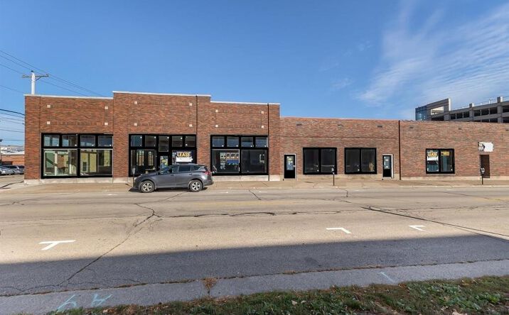 Pictures of Retail, Office, Special Purpose property located at 1084 Iowa St, Dubuque, IA 52001 for lease - image #1