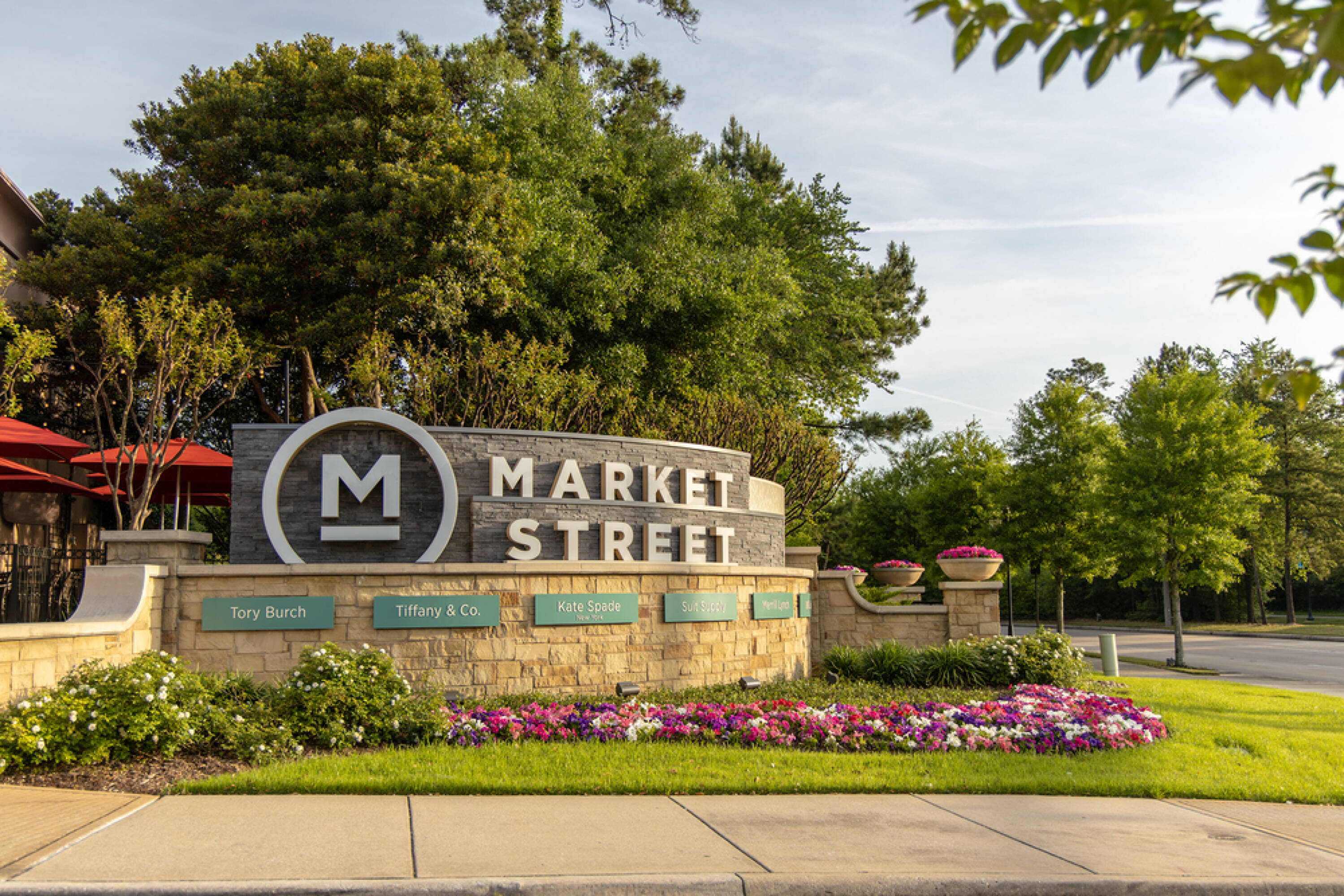 9595 Six Pines Rd, The Woodlands, TX 77380 - Market Street The Woodlands