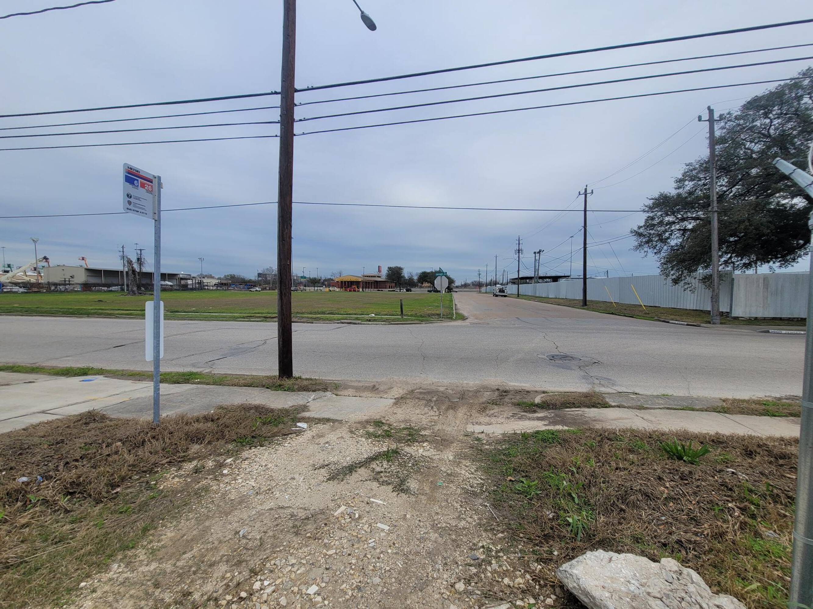 3579 Jensen Dr, Houston, TX 77026