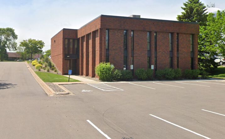 Pictures of Office property located at 1789 Woodlane Dr, Woodbury, MN 55125 for lease - image #1