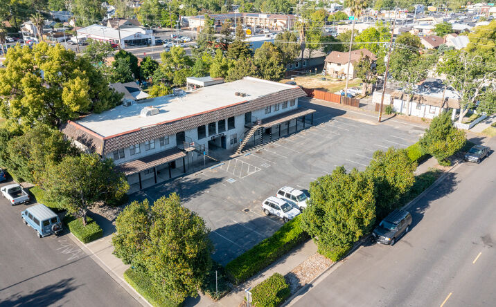 Pictures of Office property located at 825 9th St, Marysville, CA 95901 for lease - image #1
