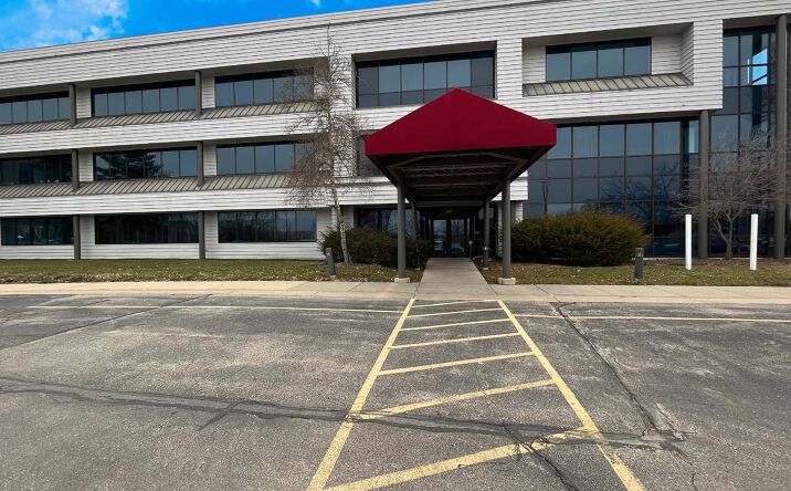 Pictures of Office property located at 2917 International Ln, Madison, WI 53704 for lease - image #1