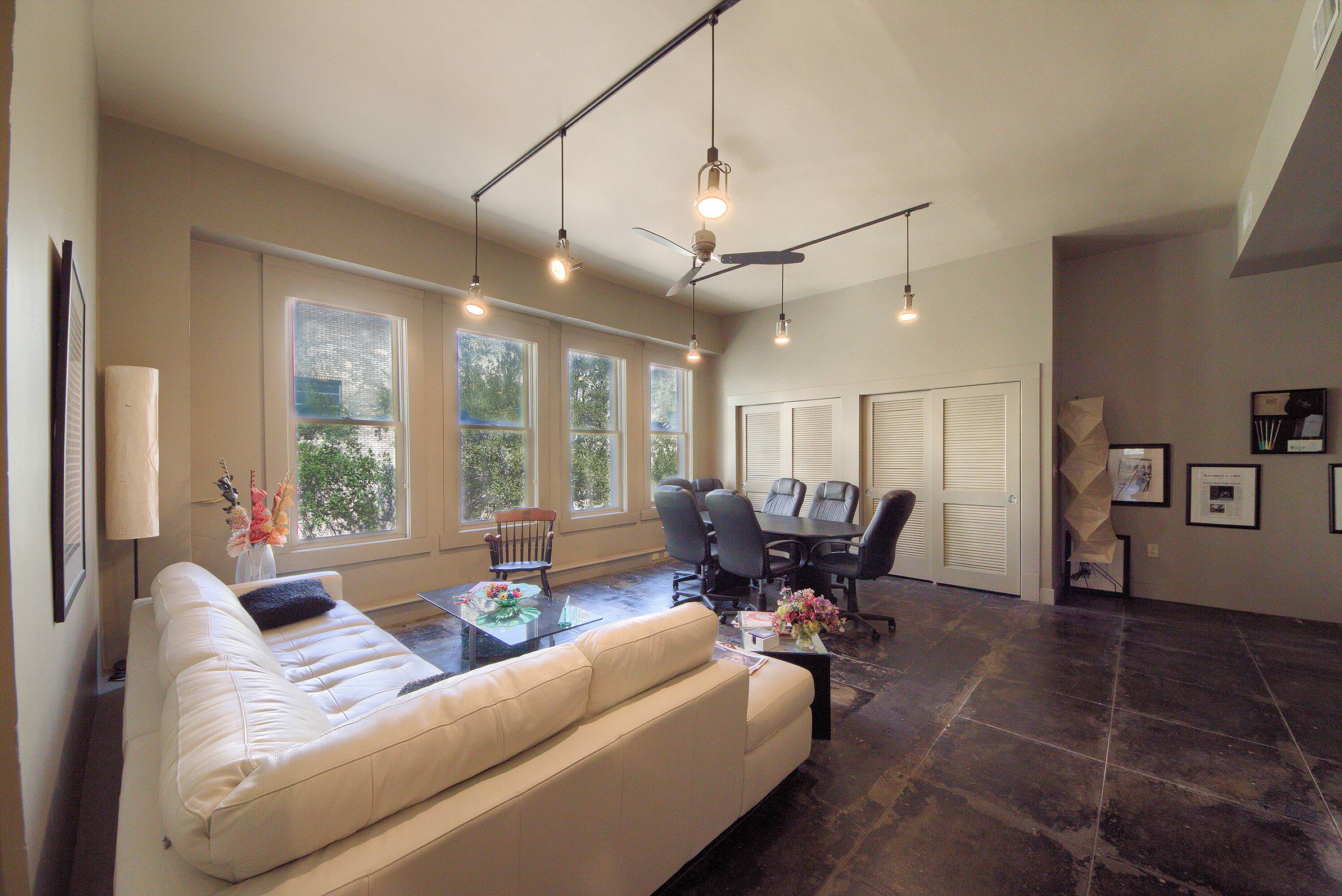 212 Losoya St, San Antonio, TX 78205