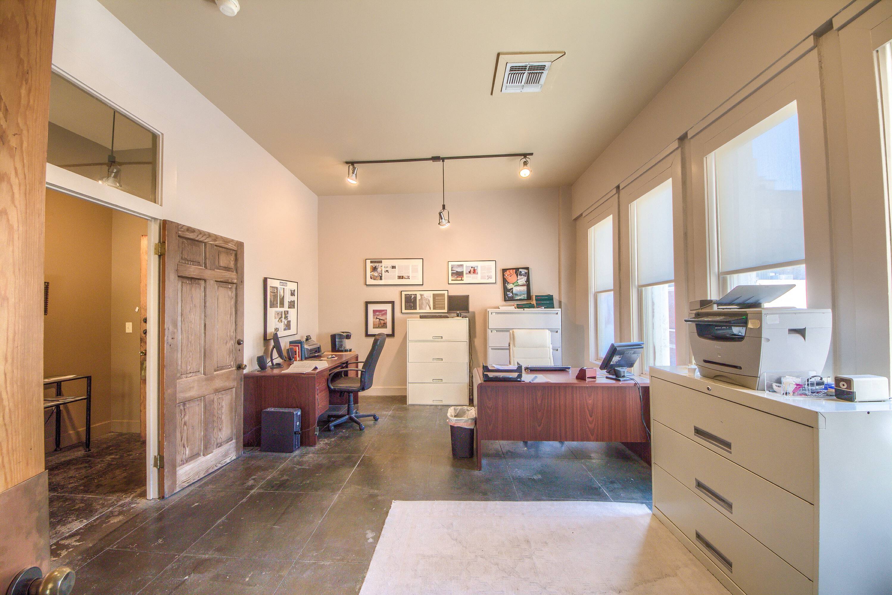 212 Losoya St, San Antonio, TX 78205