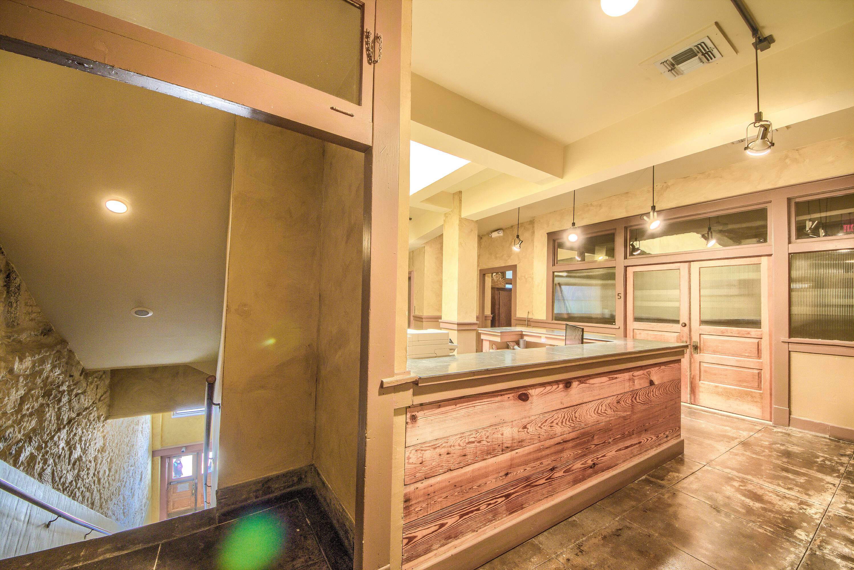 212 Losoya St, San Antonio, TX 78205