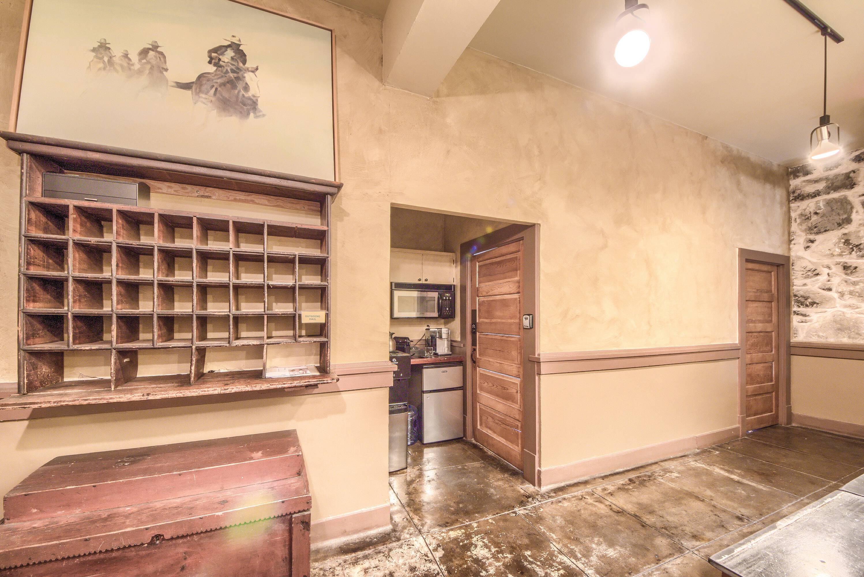 212 Losoya St, San Antonio, TX 78205