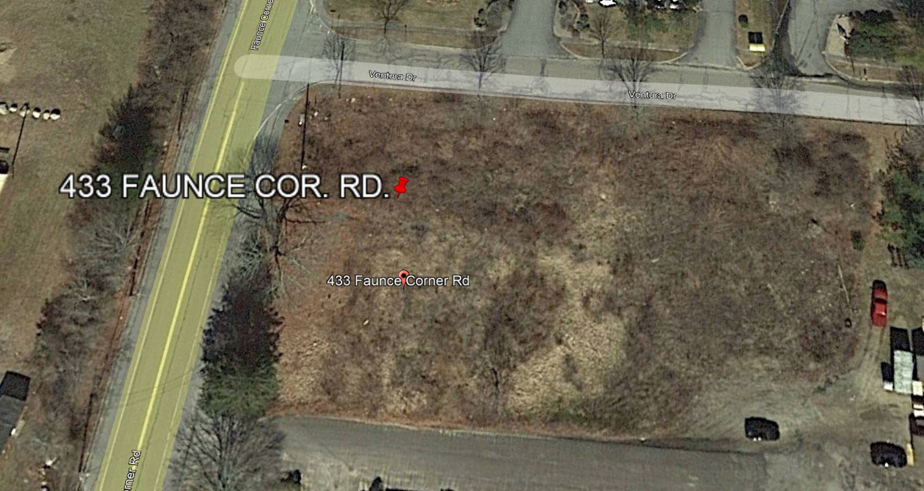 433 Faunce Corner Rd, Dartmouth, MA 02747