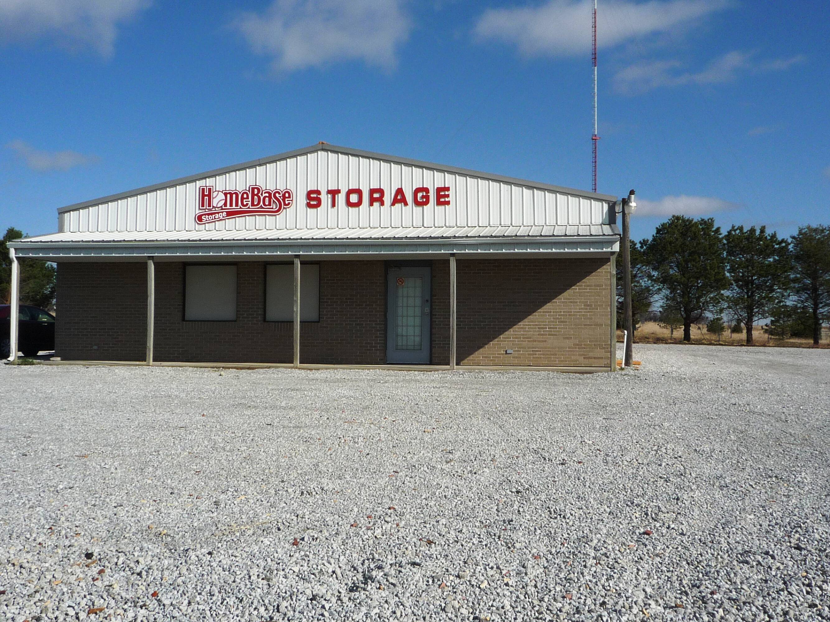 715 N 2nd Rd, Palmyra, NE 68418