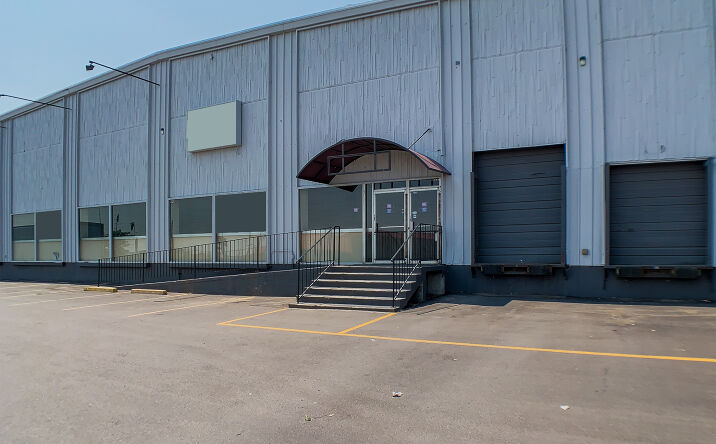 Pictures of Industrial property located at 300 W 53rd Pl, Denver, CO 80216 for lease - image #1