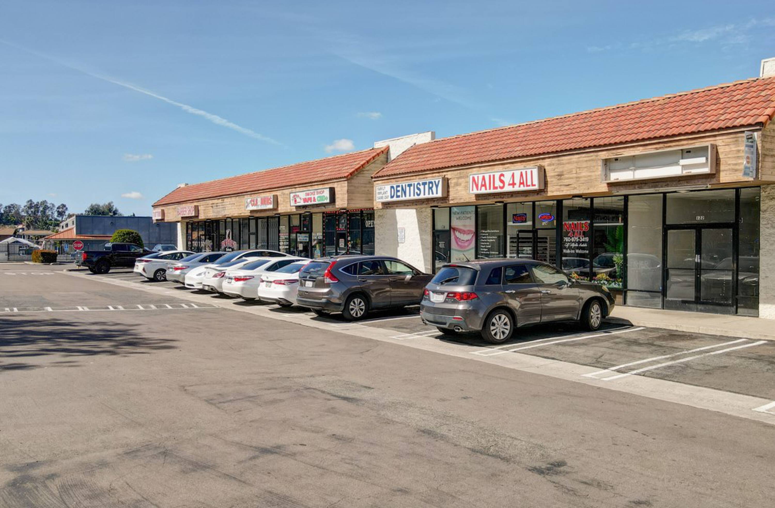 120 W El Norte Pkwy, Escondido, CA 92026 | Crexi.com