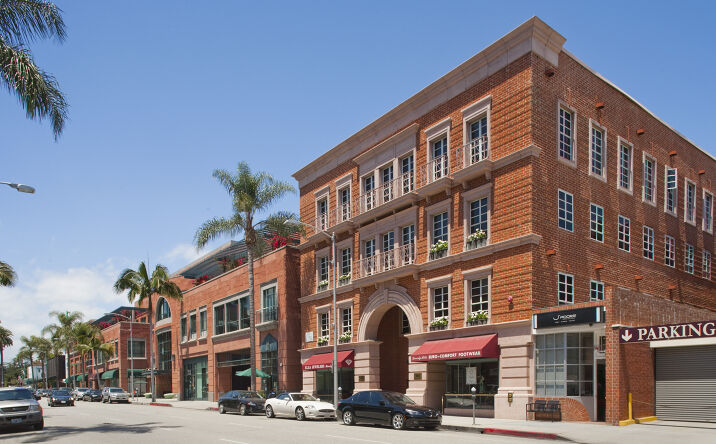 Pictures of Office property located at 416 N Bedford Dr, Beverly Hills, CA 90210 for lease - image #1