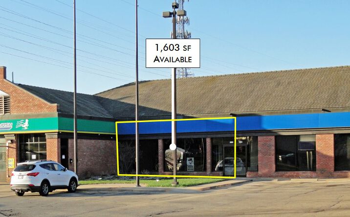 Pictures of Retail property located at 2136 Main St, Green Bay, WI 54302 for lease - image #1