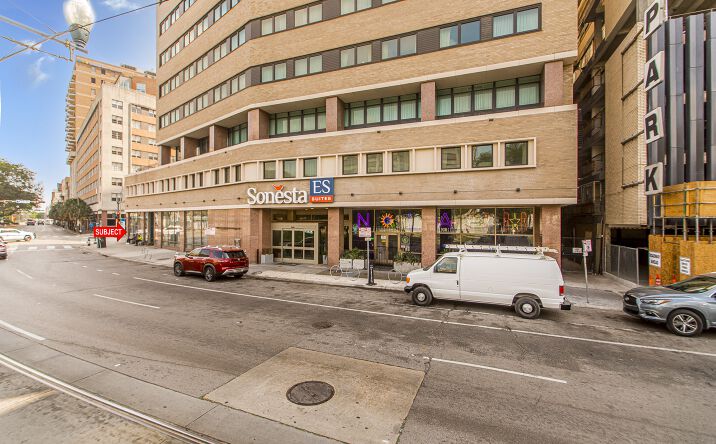 Pictures of Retail property located at 212 Loyola Ave, New Orleans, LA 70112 for lease - image #1