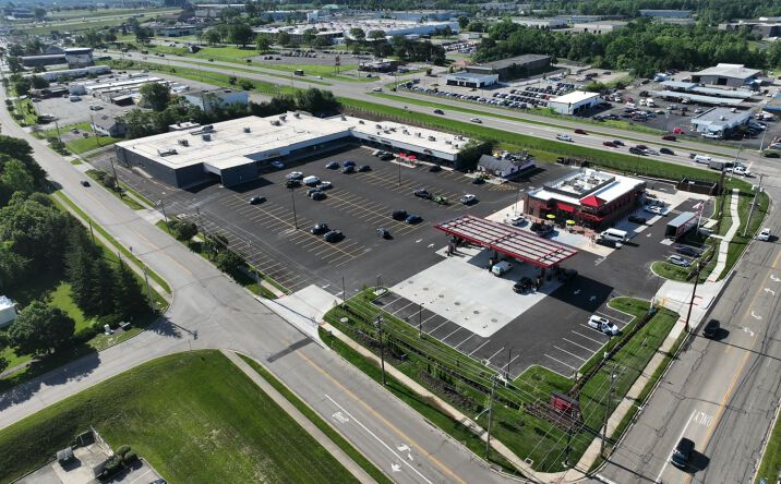 Pictures of Retail property located at 818 Watertower Ln, West Carrollton, OH 45449 for lease - image #1