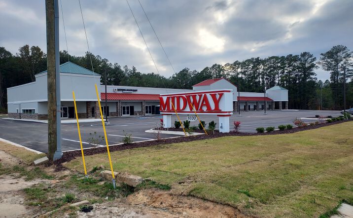 Pictures of Retail property located at 8100 Fayetteville Rd, Raeford, NC 28376 for lease - image #1