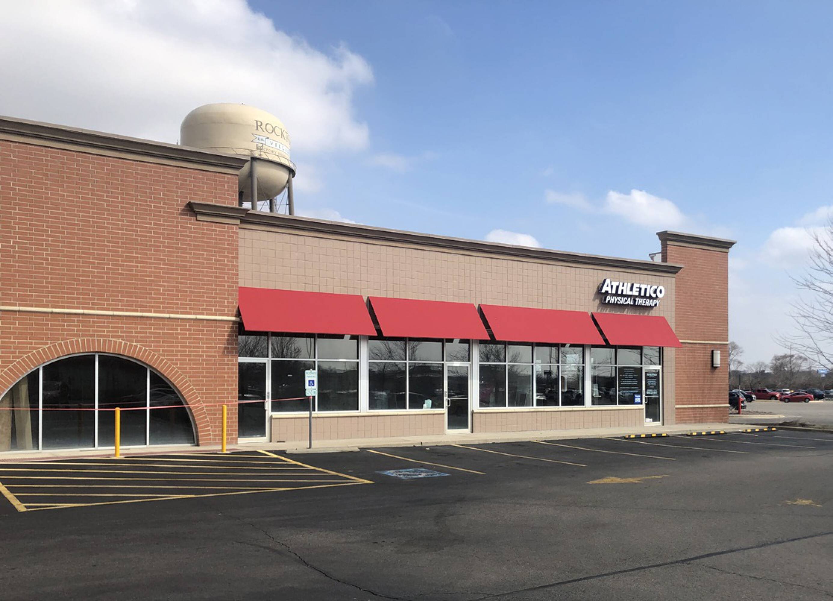 4817 E. Rockton Road, Roscoe, IL 61073