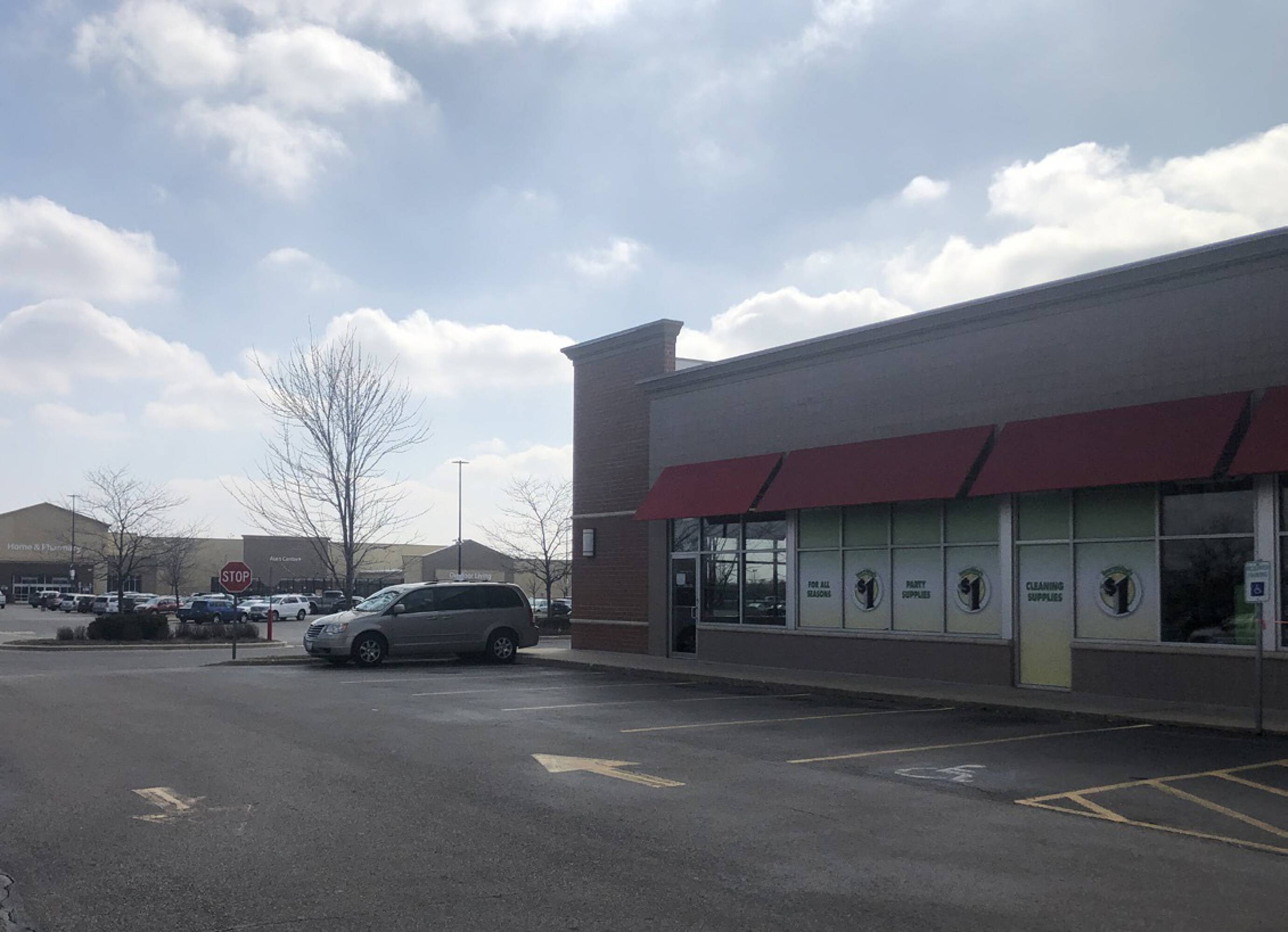 4817 E. Rockton Road, Roscoe, IL 61073