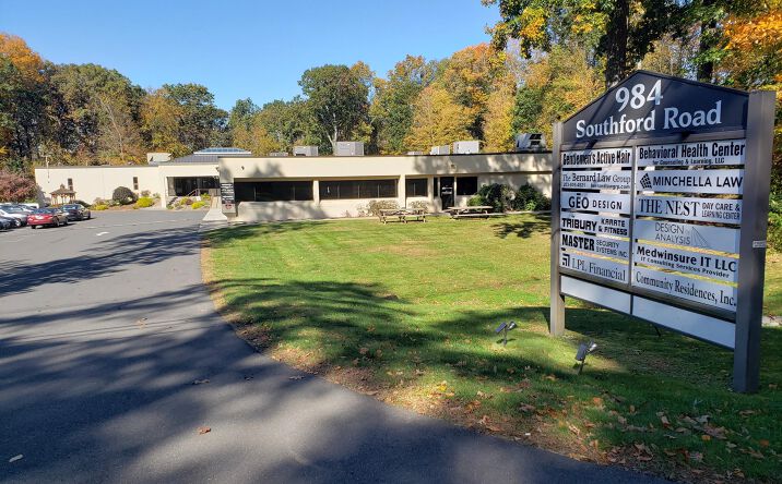Pictures of Office property located at 984 Southford Rd, Middlebury, CT 06762 for lease - image #1