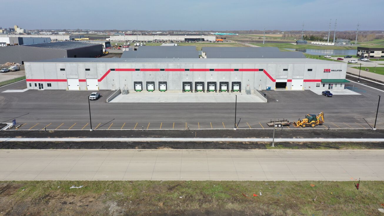 1390 55th St NE, Fargo, ND 58102 Industrial Space for Lease Space