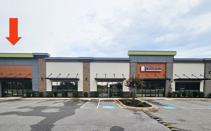 Pictures of Retail, Office property located at 220 Gridley Ln, Raeford, NC 28376 for lease - image #1