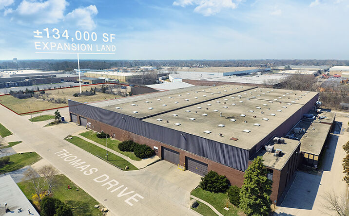 Pictures of Industrial property located at 520 Thomas Dr, Bensenville, IL 60106 for lease - image #1