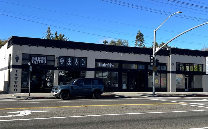 Pictures of Retail property located at 1807 - 1809 Lincoln Boulevard, Venice, CA 90291 for lease - image #1