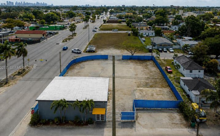 Pictures of Special Purpose, Retail, Office property located at 8248 NW 22nd Ave, Miami, FL 33147 for lease - image #1