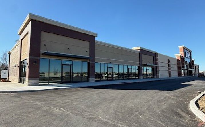 Pictures of Retail, Land, Restaurant property located at 2319 Troy Rd, Edwardsville, IL 62025 for lease - image #1