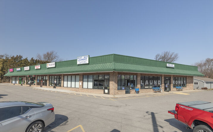 Pictures of Retail property located at 6200 Mexico Rd, St Peters, MO 63376 for lease - image #1