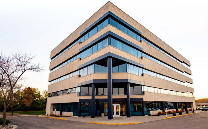 Pictures of Office property located at 5270 W 84th St, Bloomington, MN 55437 for lease - image #1
