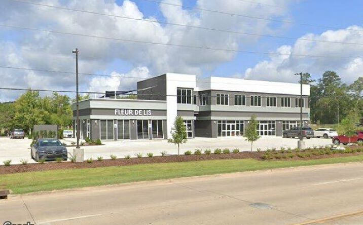 Pictures of Retail, Office property located at 1420 SW Railroad Ave, Hammond, LA 70403 for lease - image #1