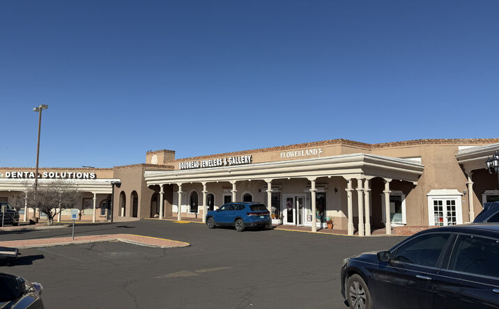 Pictures of Retail property located at 2001 E Lohman Ave, Las Cruces, NM 88001 for lease - image #1