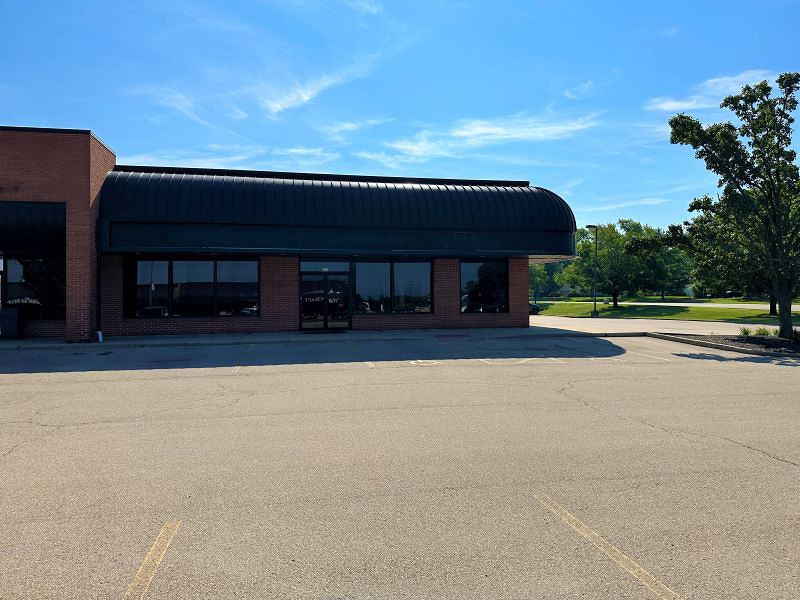 199 East Alex Bell Road Centerville OH 45459 Crexi