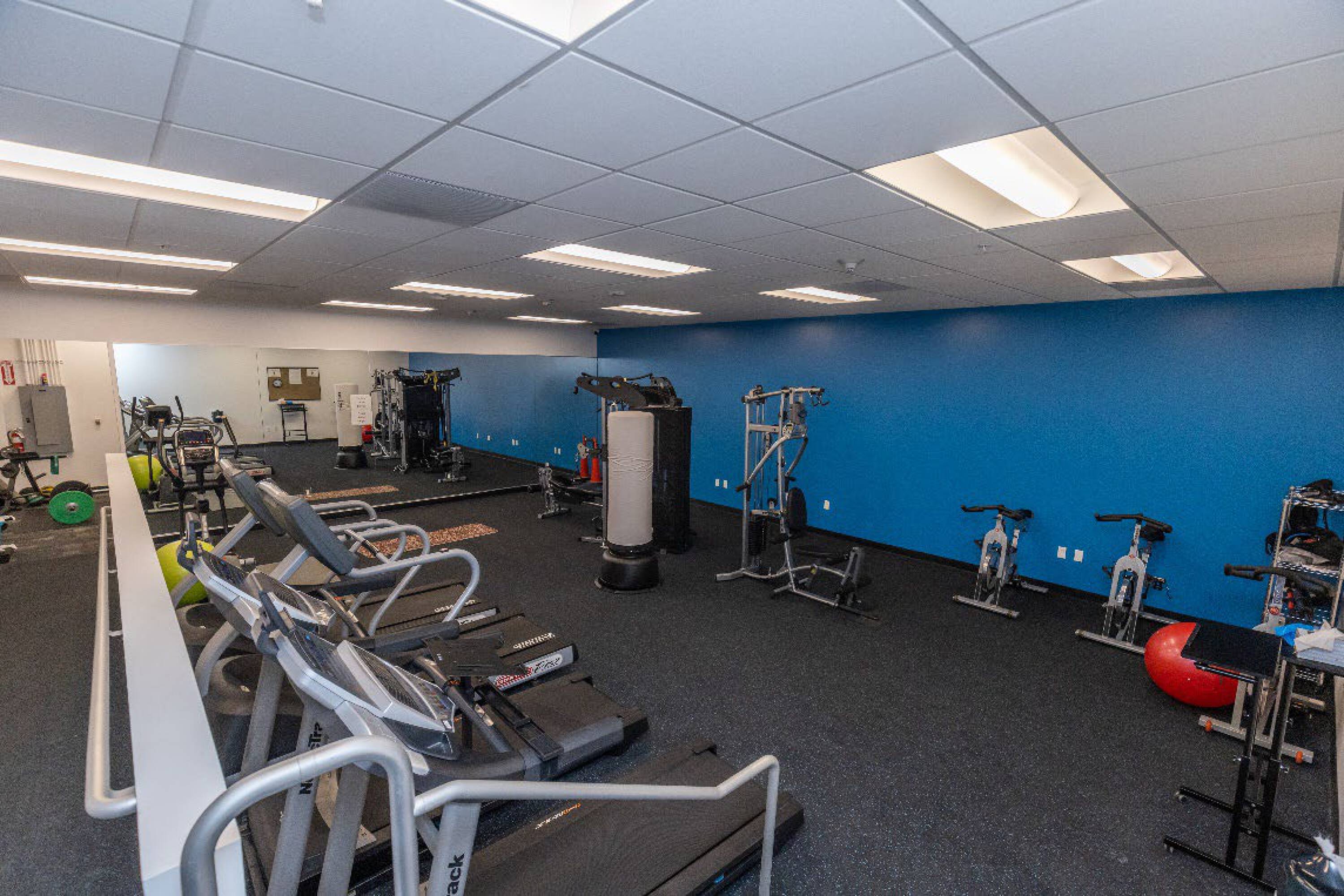 27200-tourney-rd-santa-clarita-ca-91355-crexi