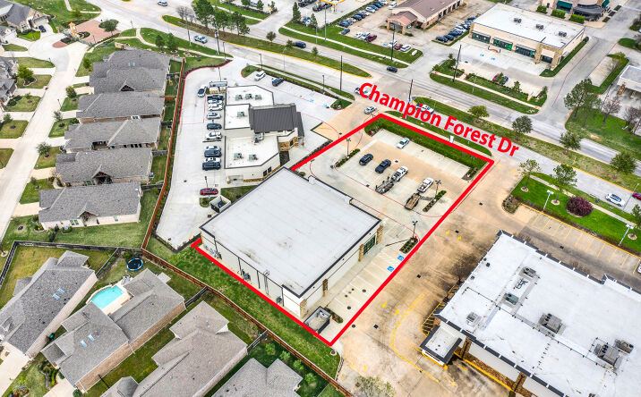 Pictures of Retail property located at 18551 Champion Forest Dr, Spring, TX 77379 for lease - image #1