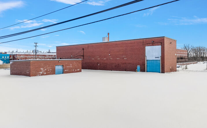Pictures of Industrial property located at 2543 Wills St, Marysville, MI 48040 for lease - image #1
