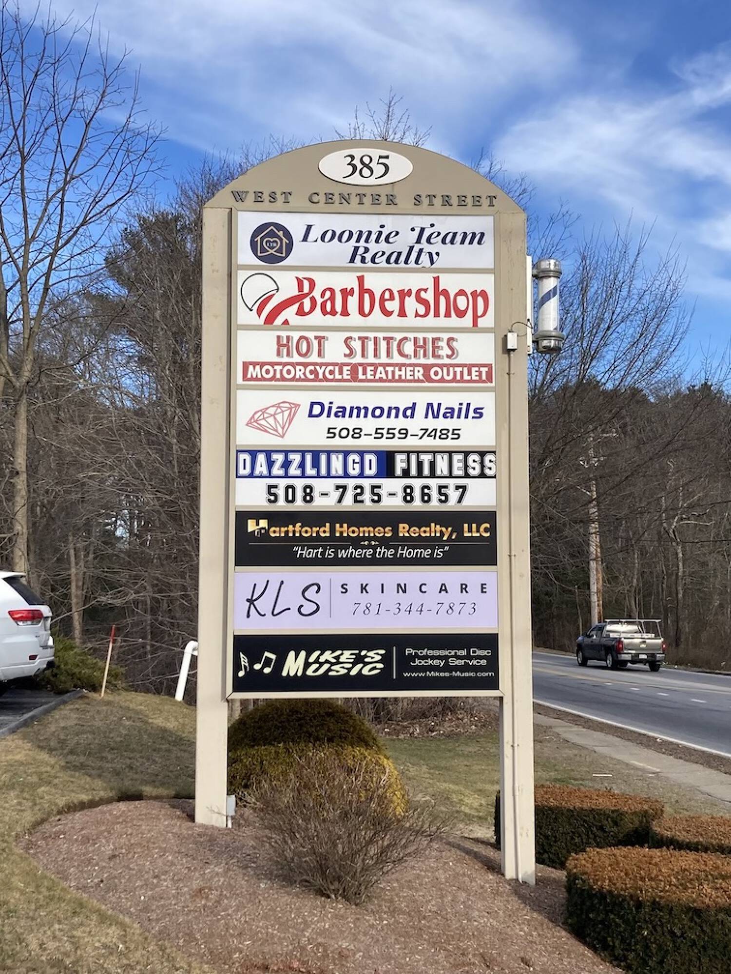 385 W Center St, West Bridgewater, MA 02379