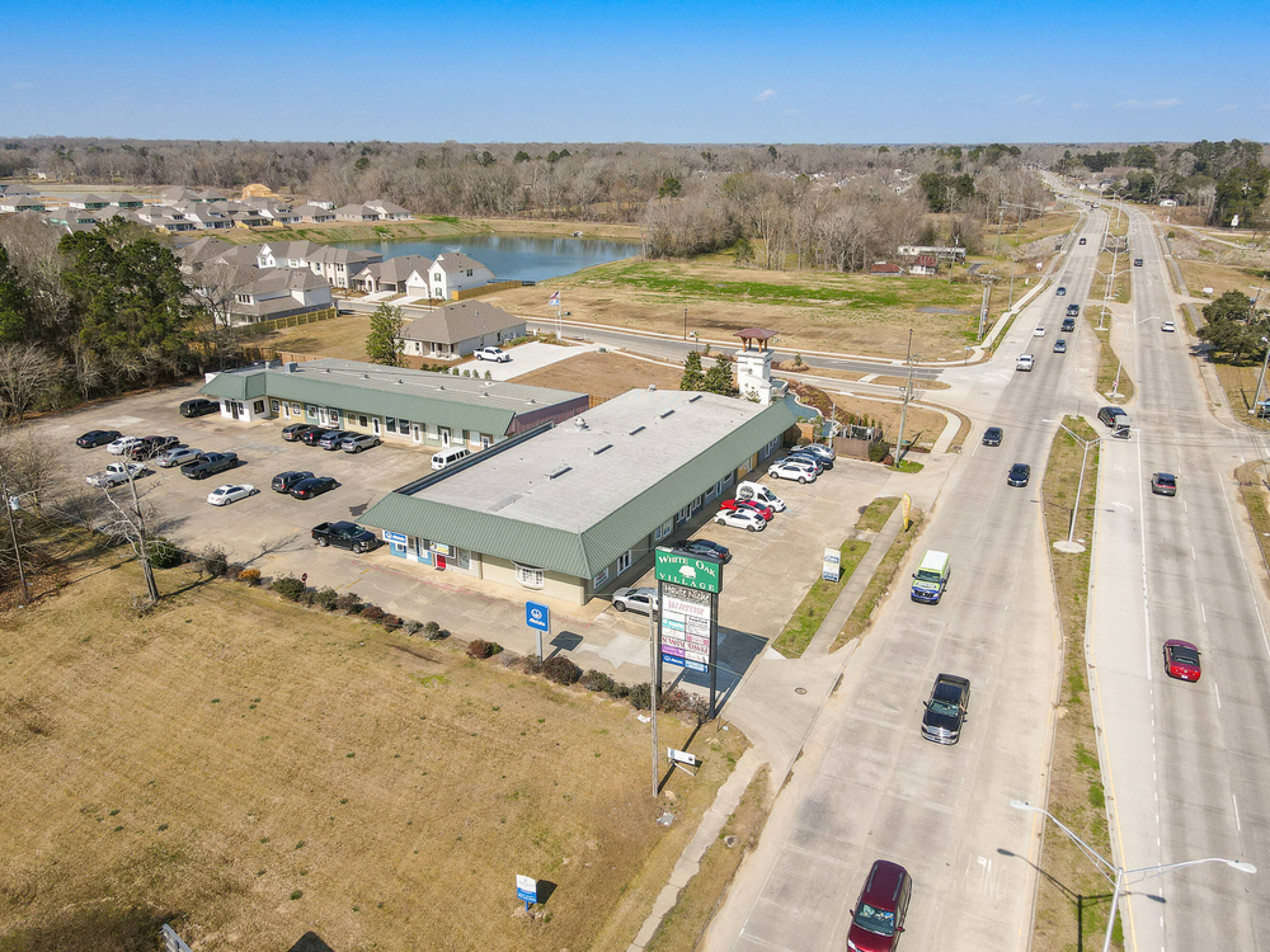 4606 Jones Creek Rd, Baton Rouge, LA 70816