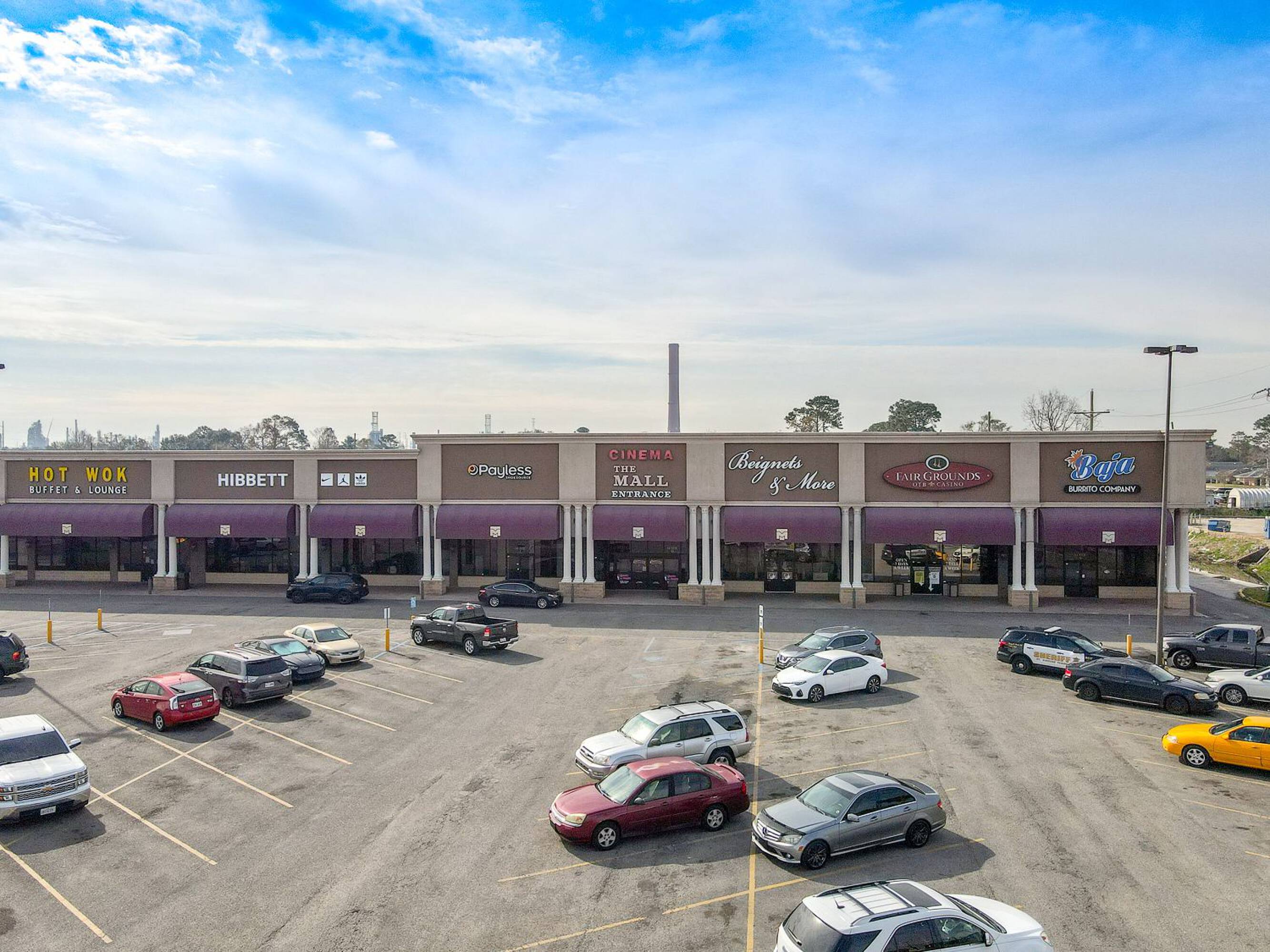 8700 W Judge Perez Dr, Chalmette, LA 70043