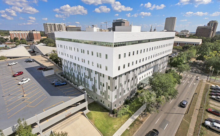 Pictures of Office property located at 227 N Bronough St, Tallahassee, FL 32301 for lease - image #1