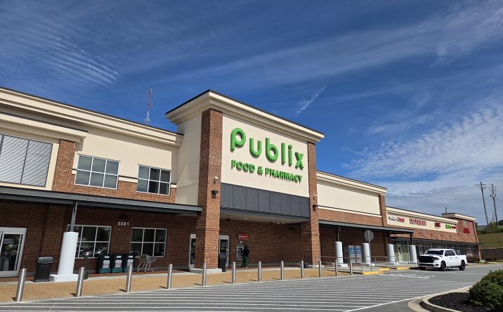 Pictures of Retail property located at 5581 Thomaston Rd, Macon, GA 31220 for lease - image #1