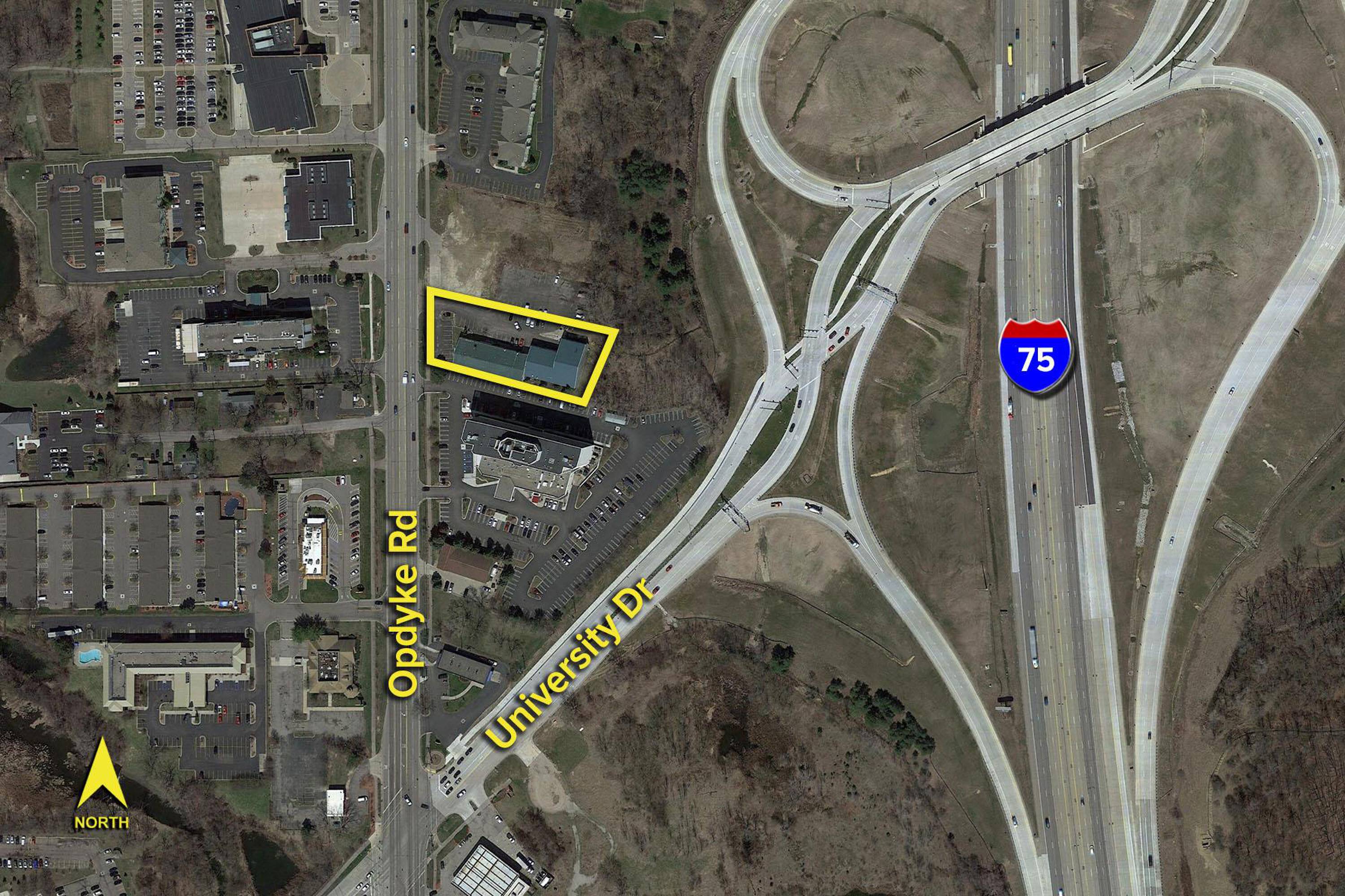 1532 N Opdyke Rd, Auburn Hills, MI 48326