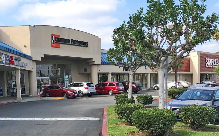 Pictures of Retail property located at 4542-4800 Pacific Coast Hwy, Long Beach, CA 90804 for lease - image #1