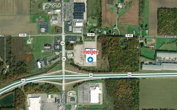 Pictures of Retail property located at 137 Elliott Rd, Defiance, OH 43512 for lease - image #1