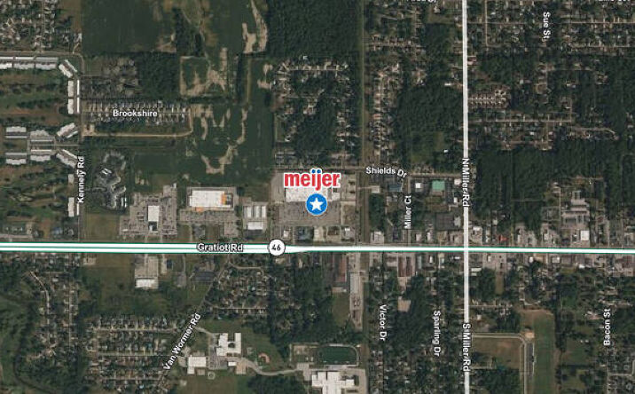 Pictures of Retail property located at 8400 Gratiot Rd, Saginaw, MI 48609 for lease - image #1